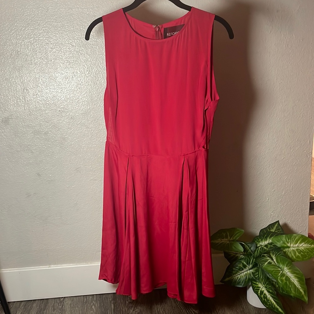 ♥️ Reformation RARE Deep Red 💄 Dress- Like new 🔥
